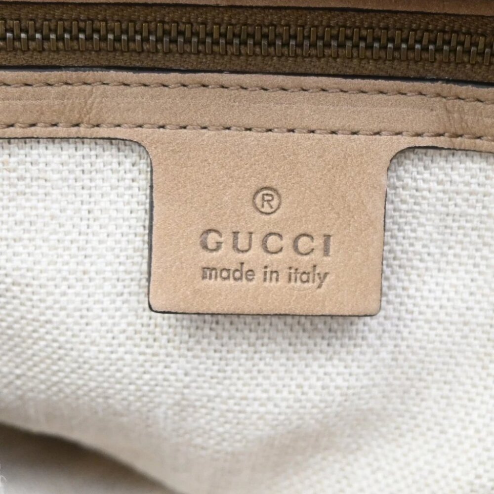 https://poshmark.com/listing/GUCCI-Logo-GG-Pattern-Tote-Shoulder-Bag-PVC-Leather - Picture 14 of 16